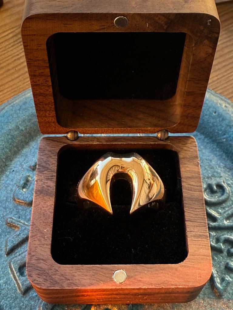 Designer 9 carat gold fang mens rings 
