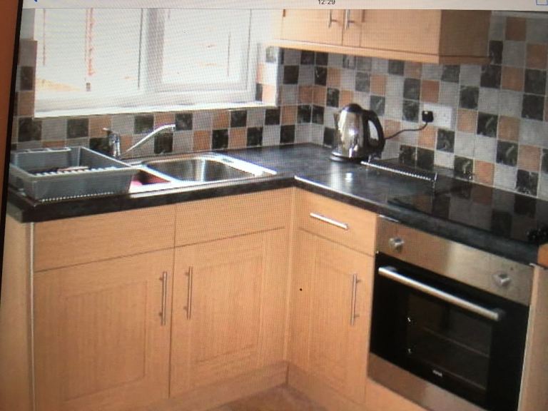 Kingswood BS15 large double room in house share (including all utility bills)