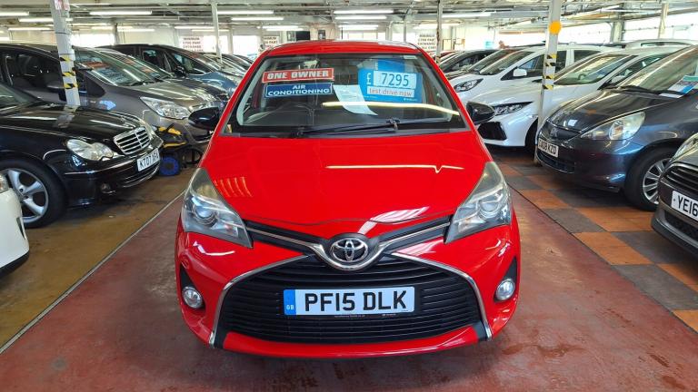 2015 Toyota Yaris 1.3 VVT-i Icon 5-Door From £6,495 + Retail Package HATCHBACK Petrol Manual