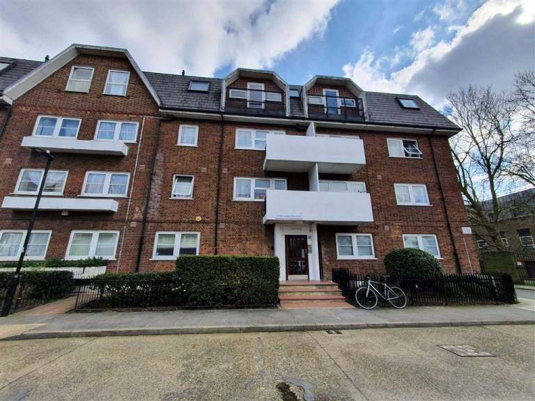 Universal Credit Welcome 1 Bedroom Flat Queens Park Westminster Available Now