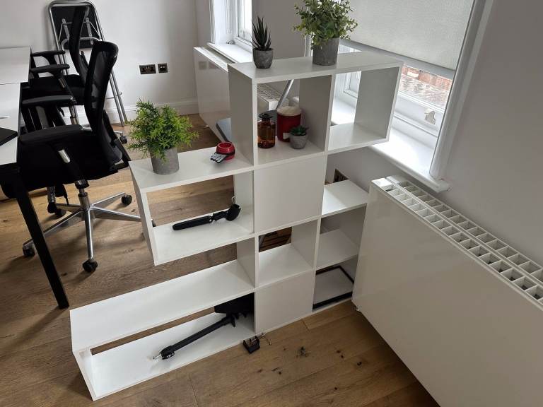 FREE white cube shelving unit / room divider