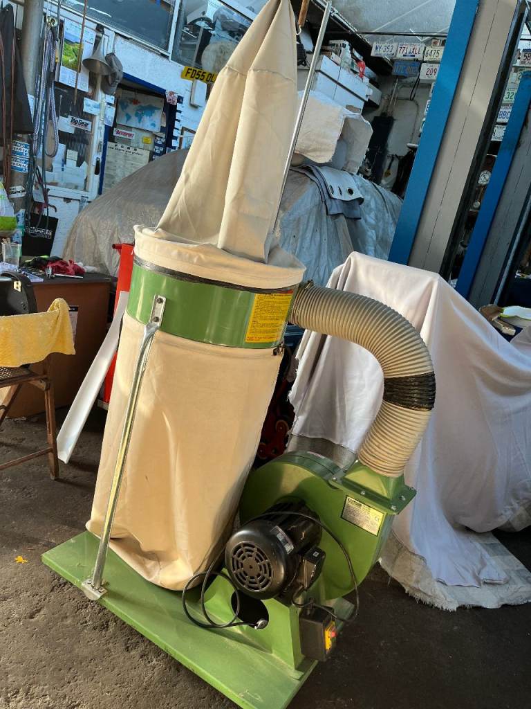 Sealey woodworker Dust Extractor , Model No SM47.