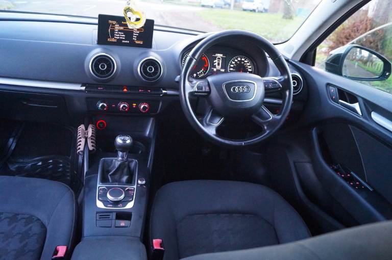 2013 Audi A3 1.6TDI 5dr.(📢TAX £20❗) 6-Speed 12-MOT SatNav 17" Black