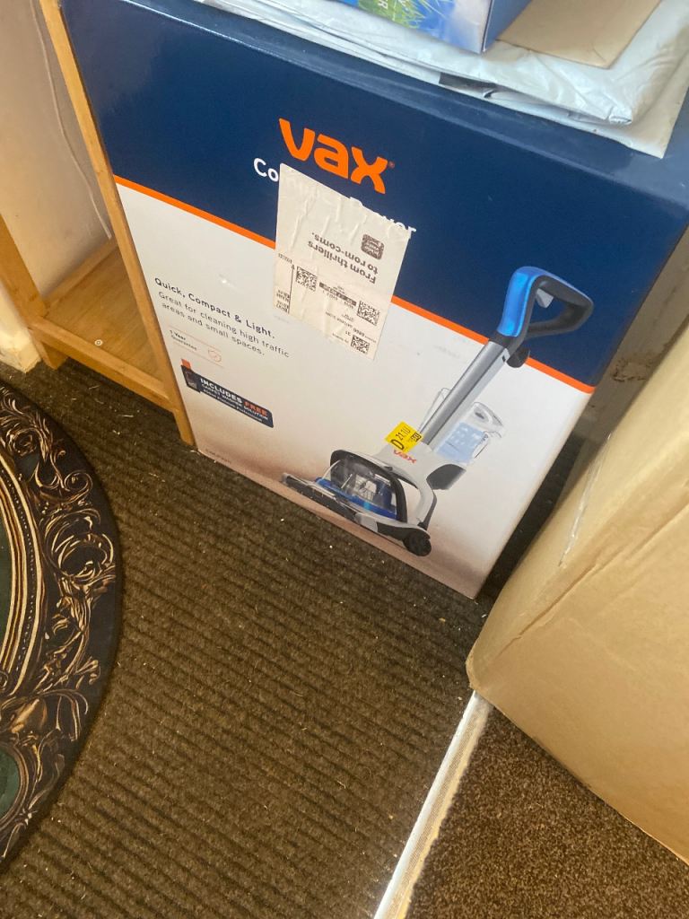 Vax carpet cleaner. Brand new in box 