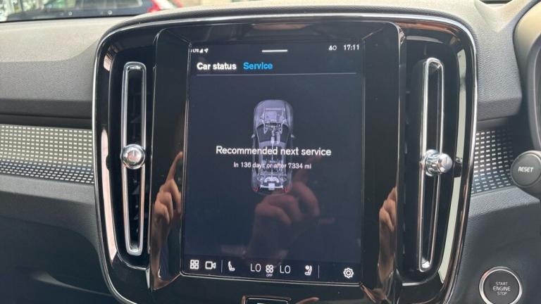 2025 Volvo XC40 Ultra, B4 Mild hybrid, Petrol, Dark Estate Petrol Automatic