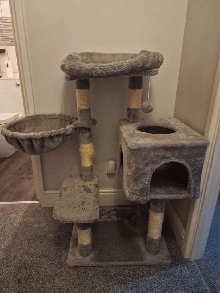 Scratch post 