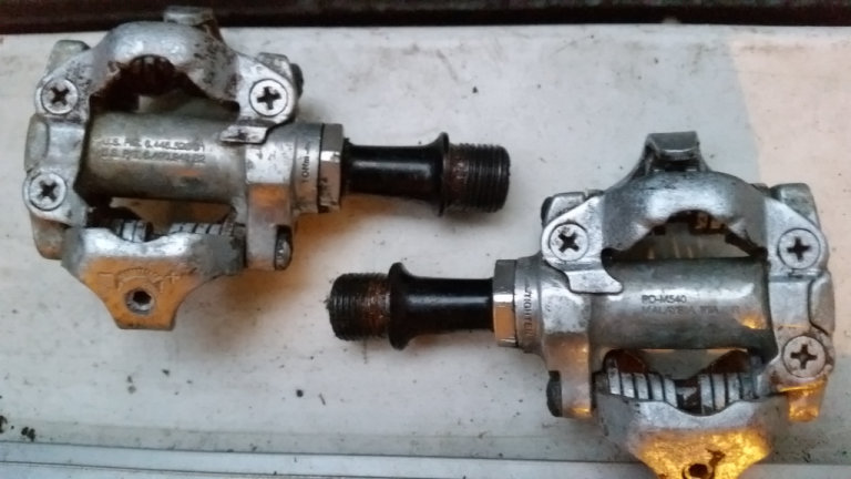 Shimano racing clipless pedals