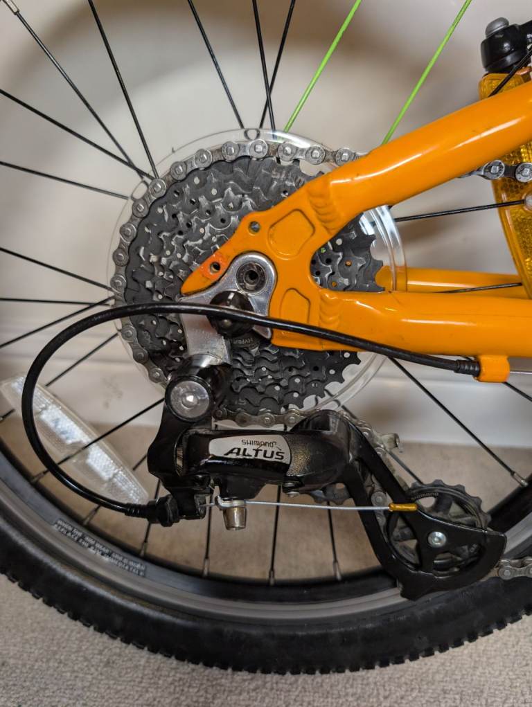 FROG BIKE 52 (FROG 53) (5+) IN GOOD CONDITION. COLLECTION NW LONDON OR BUCKS