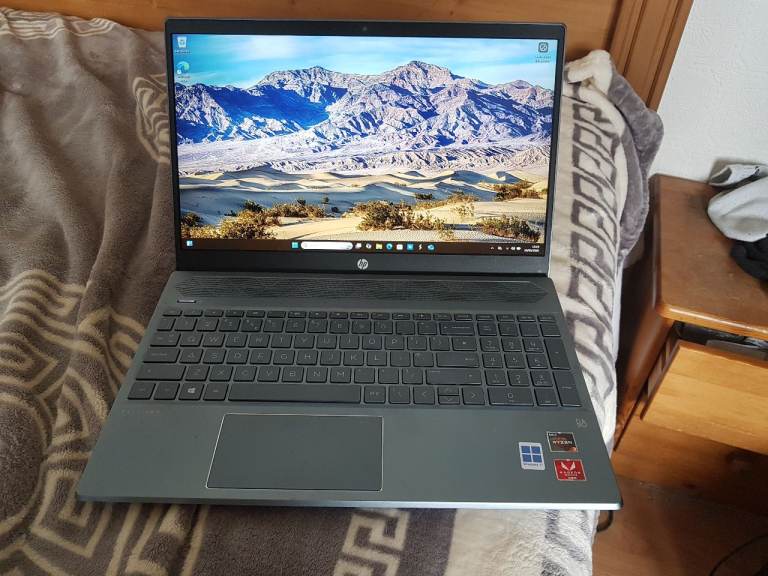 laptop hp pavilion 15-cw1511sa new touch screen Microsoft 365 proessor amd ryze