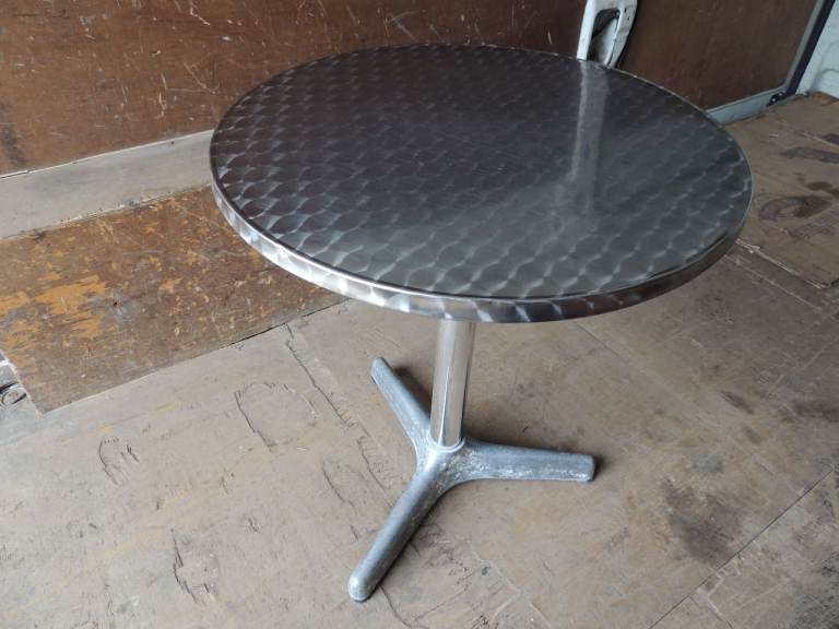 Cafe / Pub Table
