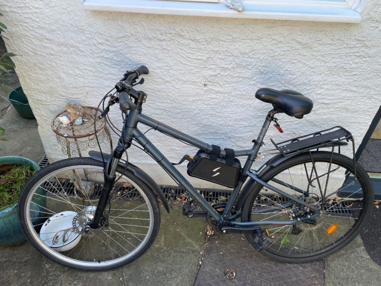 Decathlon Riverside 500 Hybrid Bike with Swytch GO Plus
