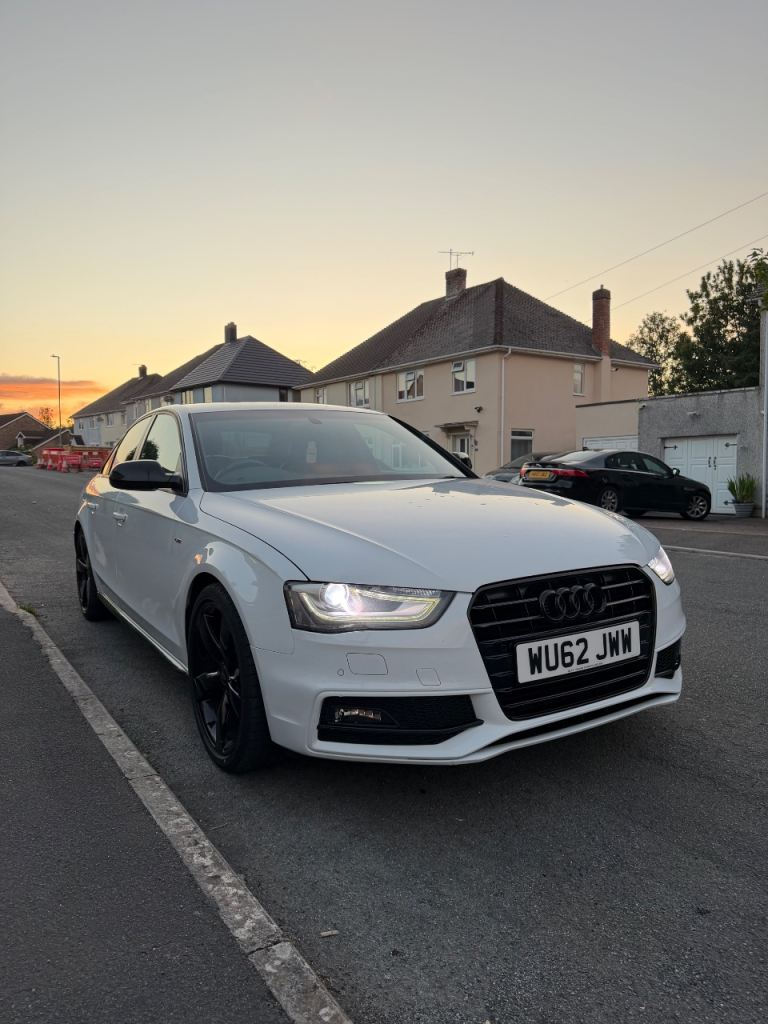 Audi, A4, 2l, Saloon, 2012, Manual, Black Edition