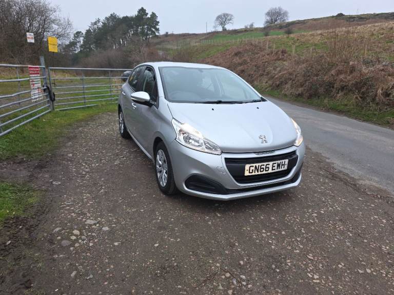 Peugeot 208 1.6hdi