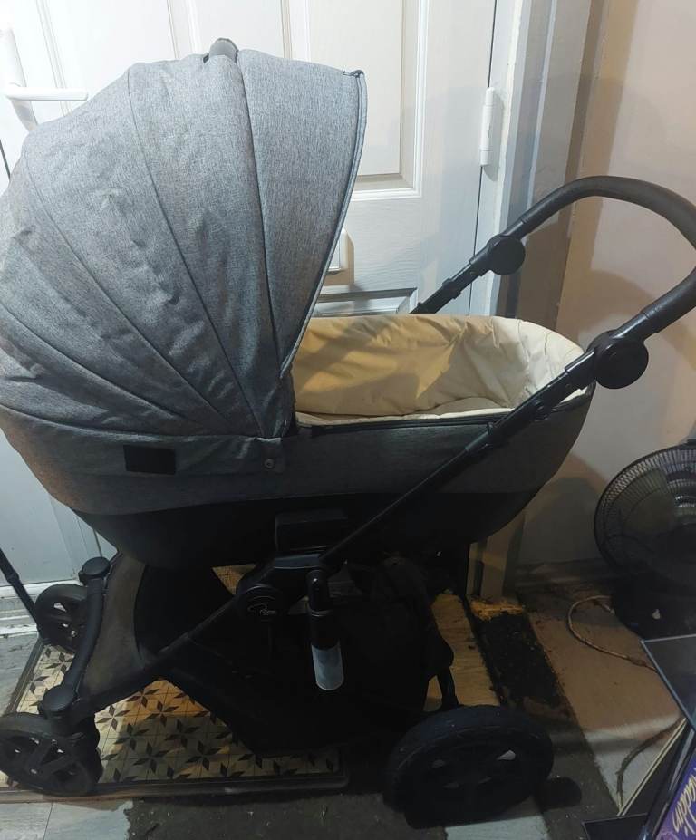 Roma Moda Pram/pushchair