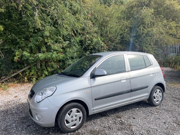 KIA PICANTO 1.0 PETROL 59 REG 5 DOOR 67681 MILES 12 SERVICE STAMPS MOT FEBRUARY 2027 TAX £35 YEAR