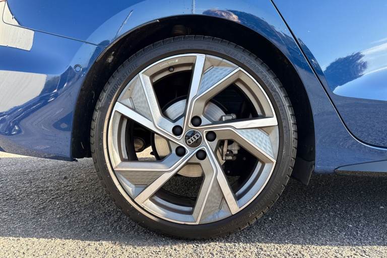 2025 Audi A3 Black Edition 35 TFSI  150 PS S tronic SUV PETROL Automatic