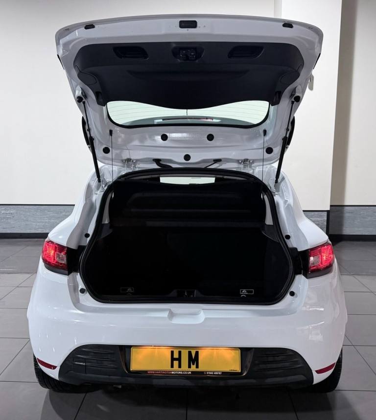 2017 Renault Clio 1.2 16V Play 5dr HATCHBACK PETROL Manual