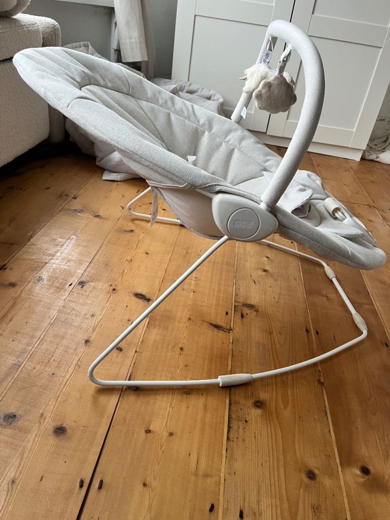 Mamas & Papas Apollo Bouncer Duckling range 