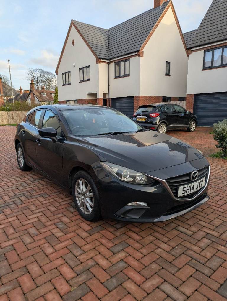 Mazda Mazda 3 - low mileage - 5 doors