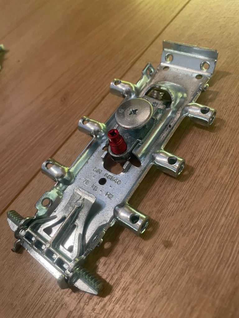 Kitchen wall unit brackets x100