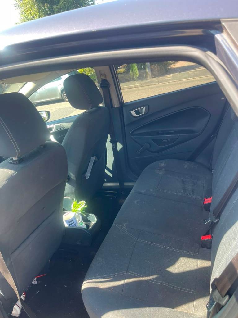 Ford, FIESTA, Hatchback, 2012, Manual, 1560 (cc), 5 doors