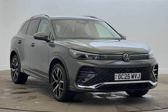 2025 Volkswagen Tiguan 1.5 TSI 272 eHybrid R-Line 5dr DSG ESTATE PETROL/ELECTRIC Automatic