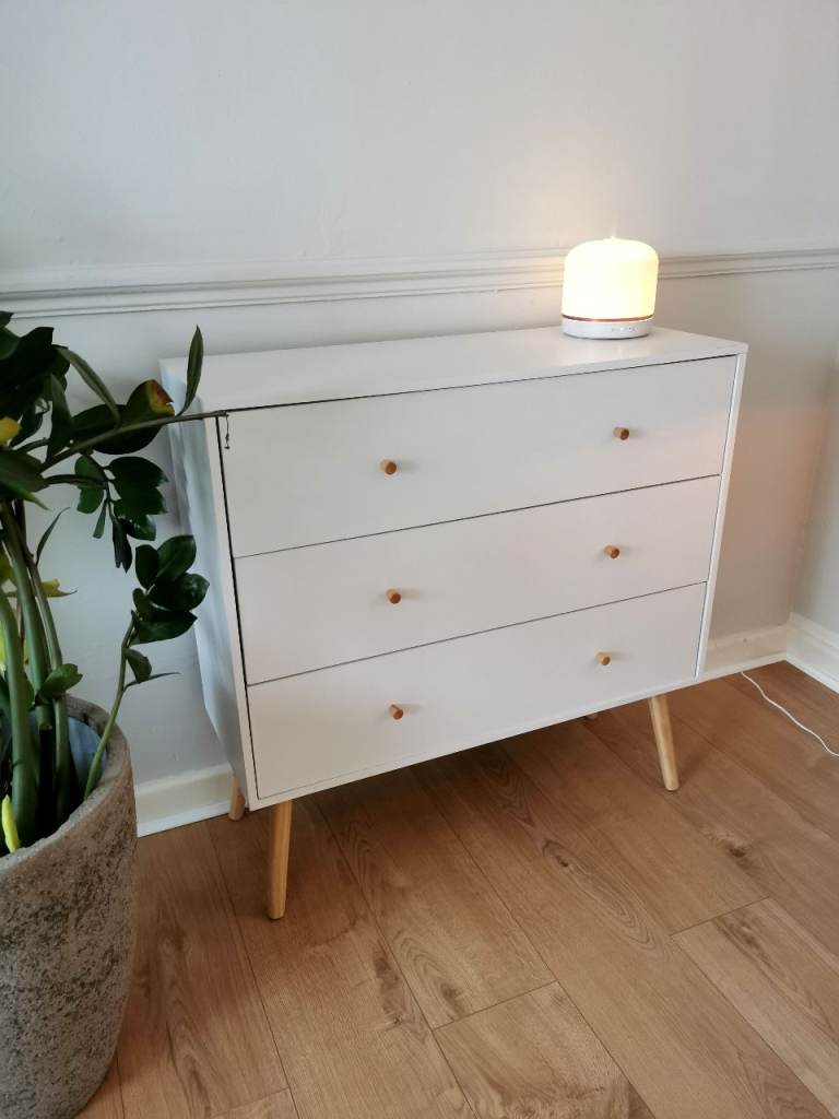 Beautiful White Matt Scandinavian 3-Drawer Storage Organiser Unit with Wood Legs for Bedroom, Living