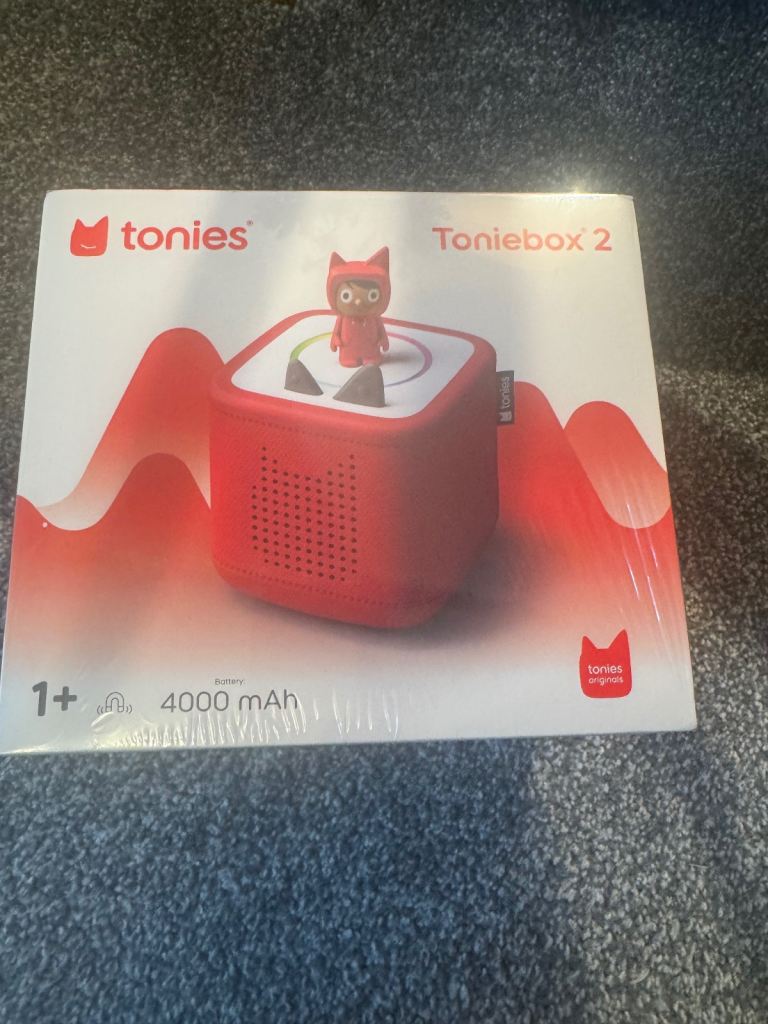 NEW Toniebox 2 Starter Set with Lightning McQueen