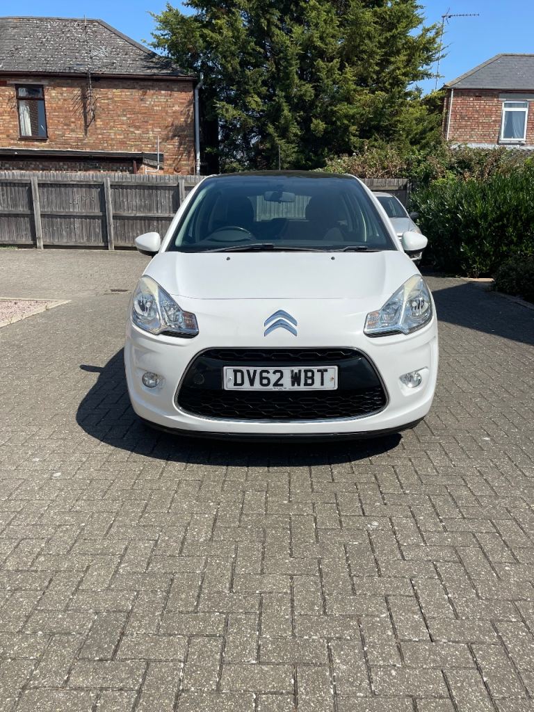 Citroen, C3, Hatchback, 2012, Manual, 1360 (cc), 5 doors
