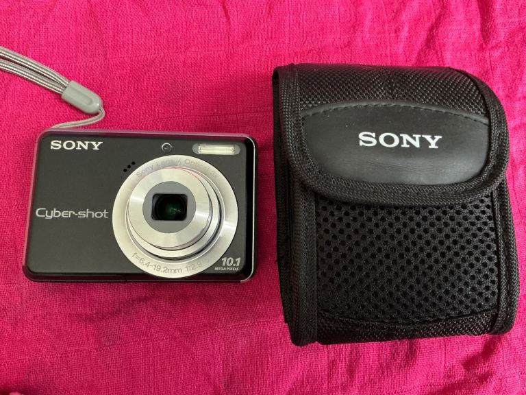 Sony Cyber-shot DSC QX10 18.2 MP Compact Digital Camera - Black | Achetez sur