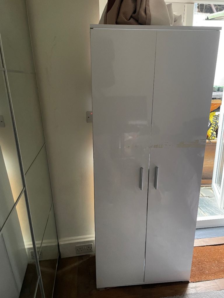 6 Shelve Wardrobe 