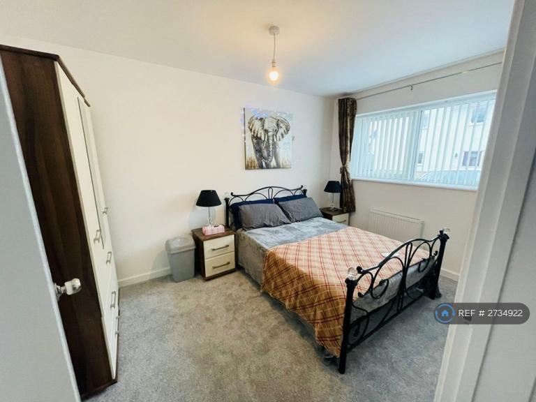 3 bedroom house in Quays Drive, Highbridge, TA9 (3 bed) (#2734922)