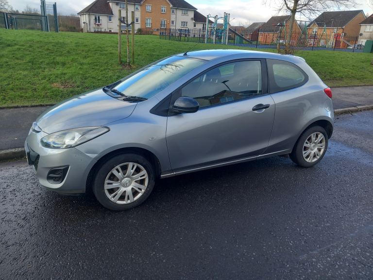 Mazda, 2, Hatchback, 2012, Manual, 1349 (cc), 3 doors