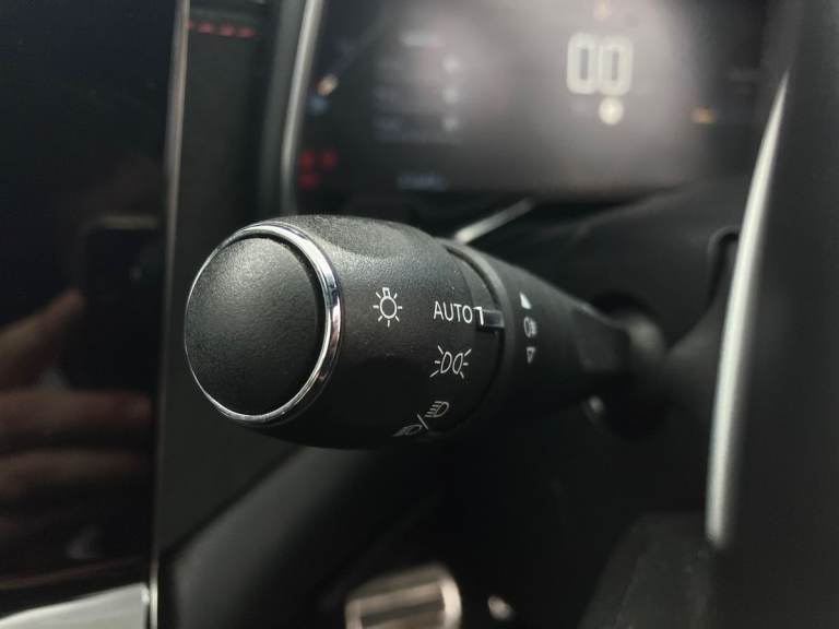 2022 DS Automobiles Ds 9 1.6 PureTech 225 Performance Line + 4dr EAT8 Saloon Automatic