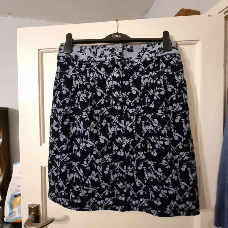 White Stuff Skirt Size 12  Brand new