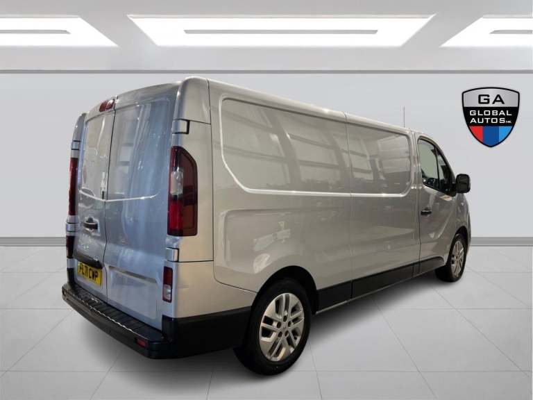 2021 Renault Trafic 2.0 dCi ENERGY 30 Sport LWB Standard Roof Euro 6 (s/s) 5dr PANEL VAN Diesel M...