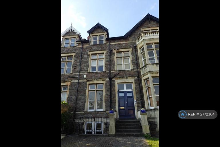 2 bedroom flat in Clifton, Bristol, BS8 (2 bed) (#2772364)