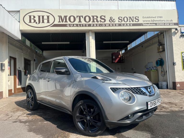 2016 Nissan Juke Nissan Juke 1.5 dCi Tekna 5dr HATCHBACK Diesel Manual