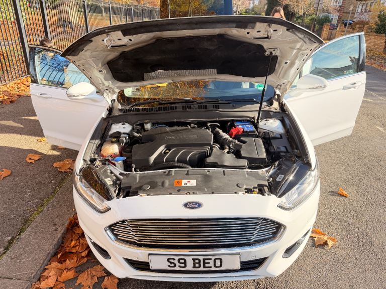 Ford, MONDEO, Hatchback, 2015, Semi-Auto, 1997 (cc), 5 doors