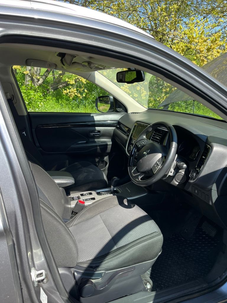 Mitsubishi, OUTLANDER, Estate, 2019, Semi-Auto, 1998 (cc), 5 doors