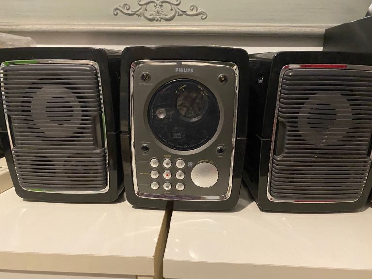 Philips mini stereo system 