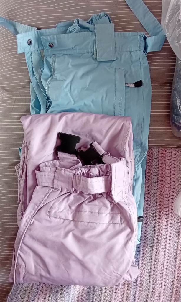Girls ski pants
