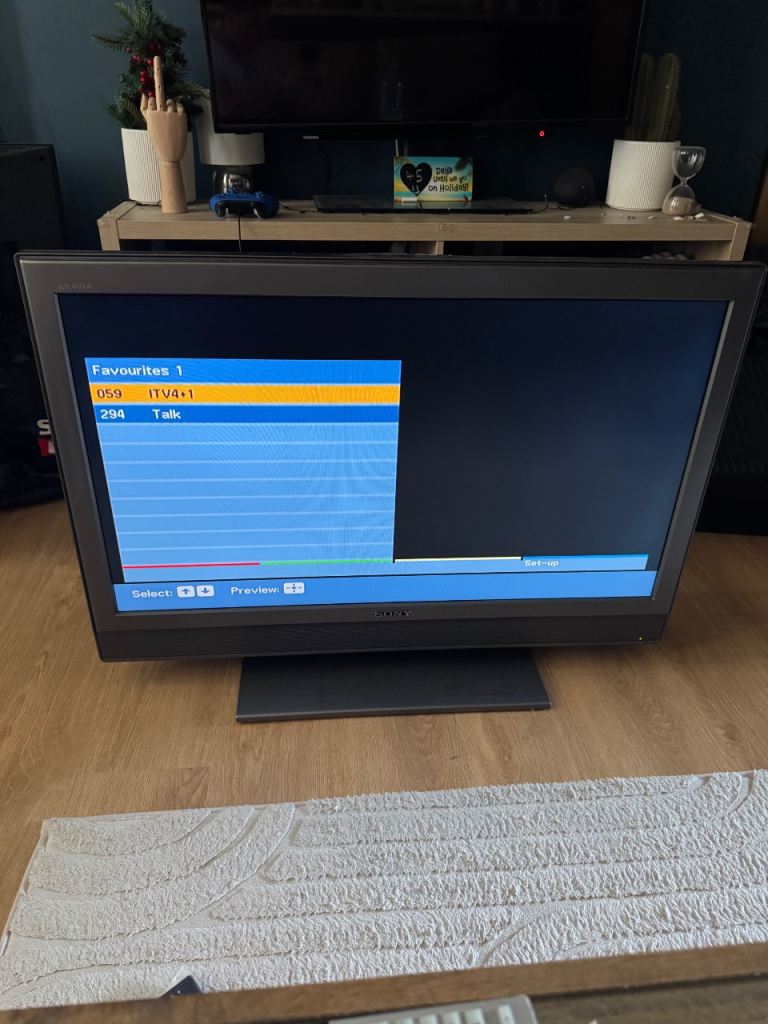 Sony 40” TV - Great Condition 