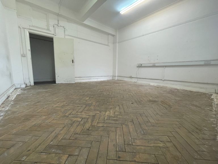 Spacious 250Sqft Studio to rent in Deptford Creek