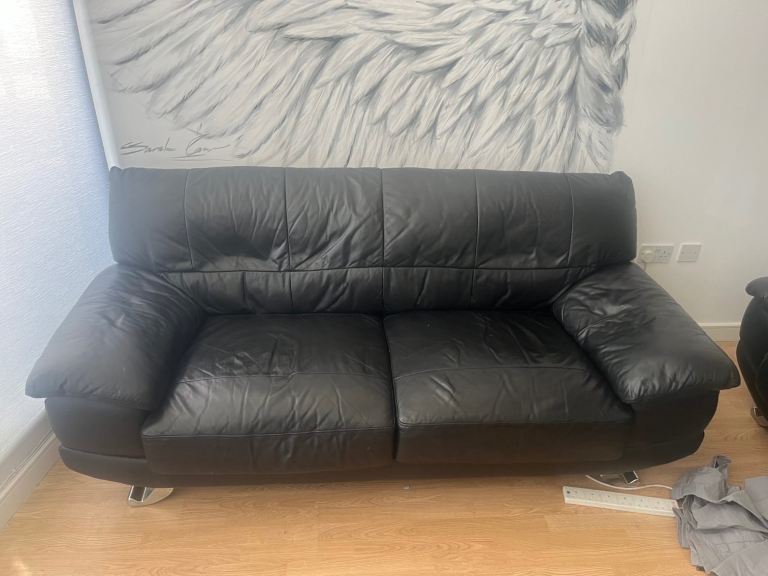Good Condition Black Leather Sofa (2 Seater)