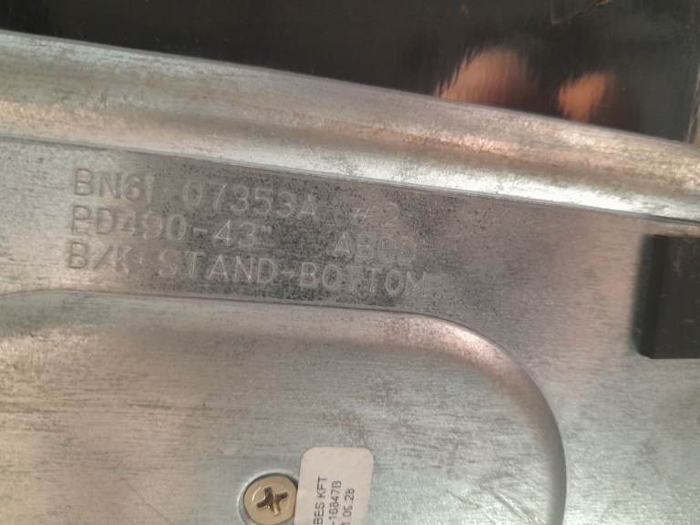  SAMSUNG TV STAND  BN61-07353A