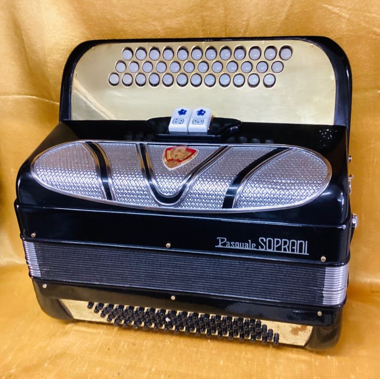 Pasquale Soprani 3 Row B/C/C# Accordion 36/80 Bass Used