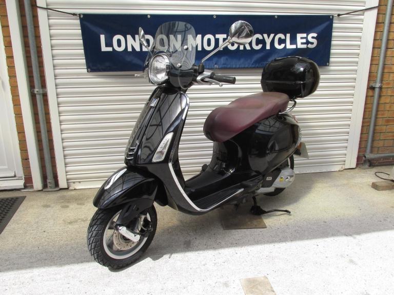 Vespa Primavera 125 ABS, 2016, Only 2k Miles, New Mot + Warranty