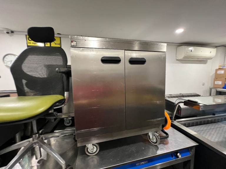 COMMERCIAL CATERING KITCHEN HOT FOOD WARMER CABINER CUPBOARD CAFE RESTAURANT KITCHEN