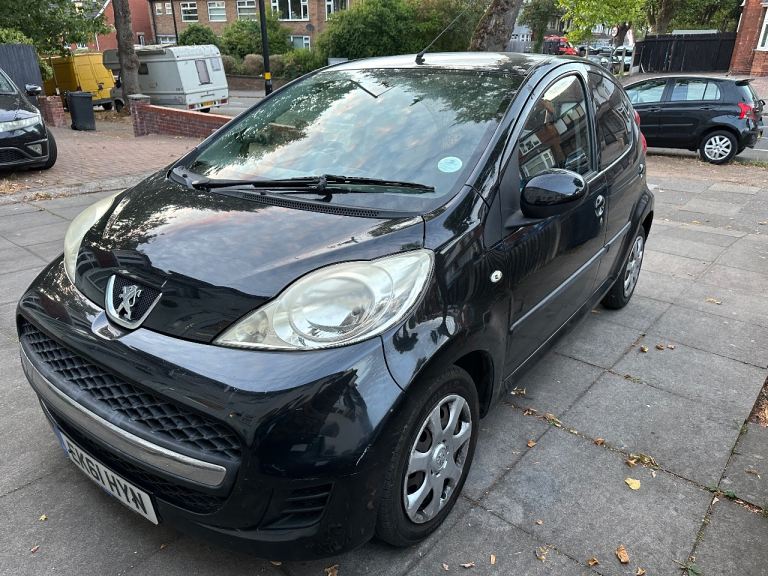 Peugeot, 107, Hatchback, 2011, Manual, 998 (cc), 5 doors